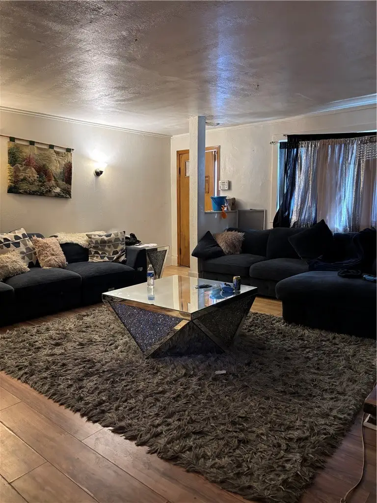 737 Mclain St, Pittsburgh, PA 15210 - #2