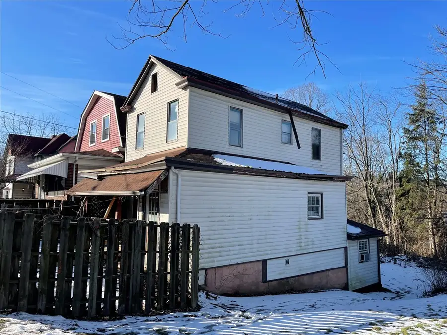 1150 Morrelle Ave, East McKeesport, PA 15035 - #2