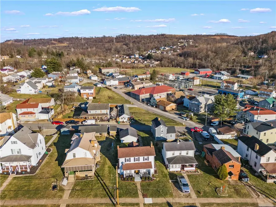 208 Center Ave, McDonald, PA 15057 - #3