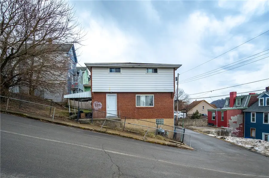 812 Neel St, Homestead, PA 15120 - #2