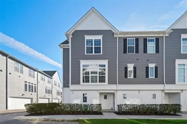 2122 Westcott Lane, Bridgeville, PA 15017