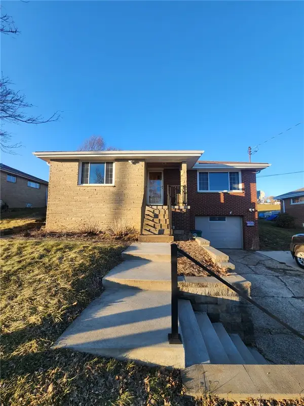 1586 Collier Ave, Carnegie, PA 15106