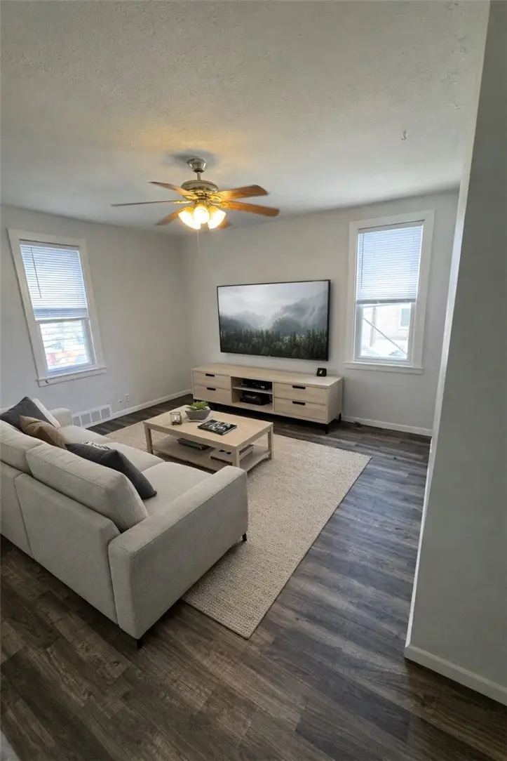 67 S 17th St, Pittsburgh, PA 15203 - #3