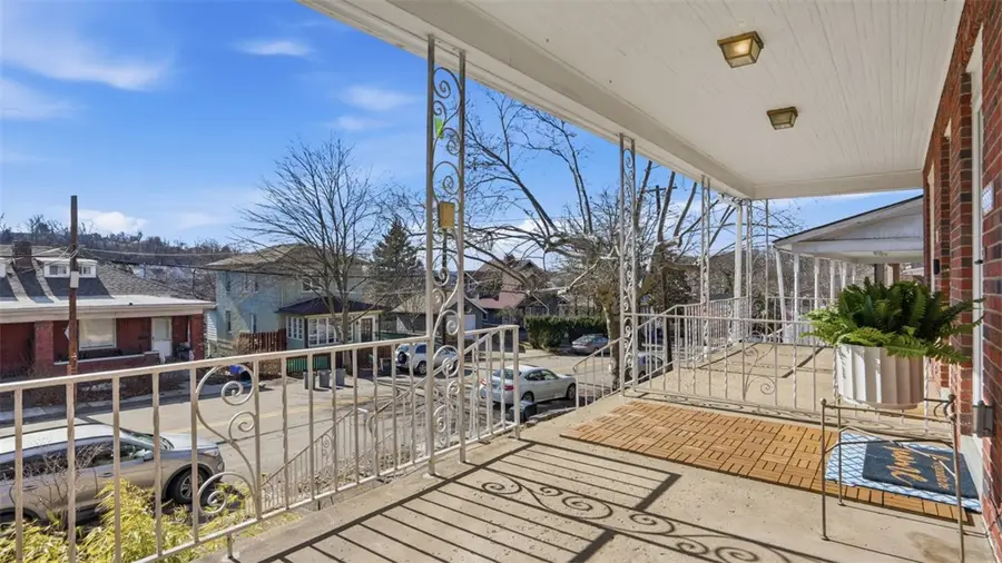 5555 Pocusset Street, Squirrel Hill, PA 15217 - #3