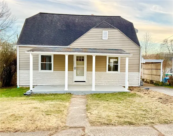 127 Westwood Ave, Masontown, PA 15461