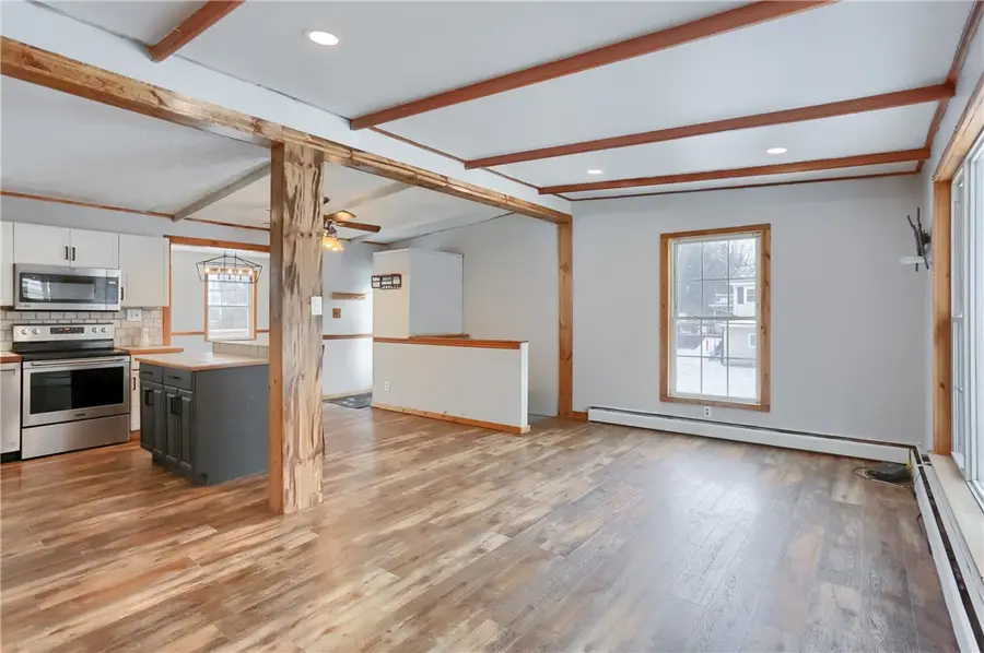 16 Birch Dr, Hempfield, PA 16125 - #3