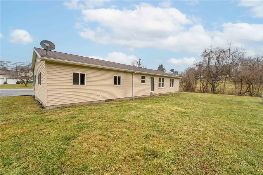 864 Main St, McClellandtown, PA 15458 - #3