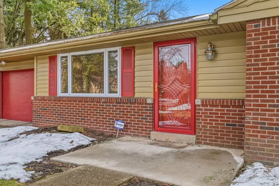 3541 Mcwilliams Rd, Murrysville, PA 15668 - #3