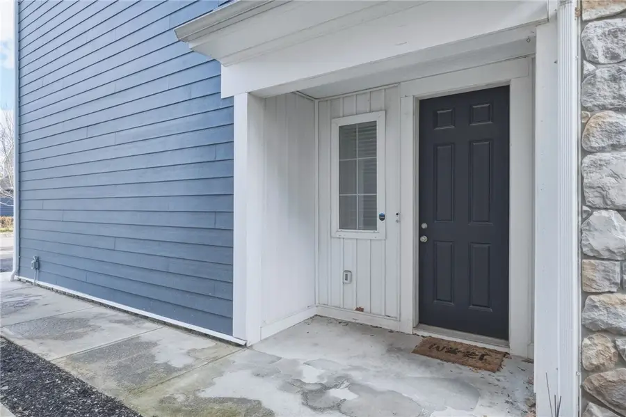 1115 Sray Ln, Bridgeville, PA 15017 - #2