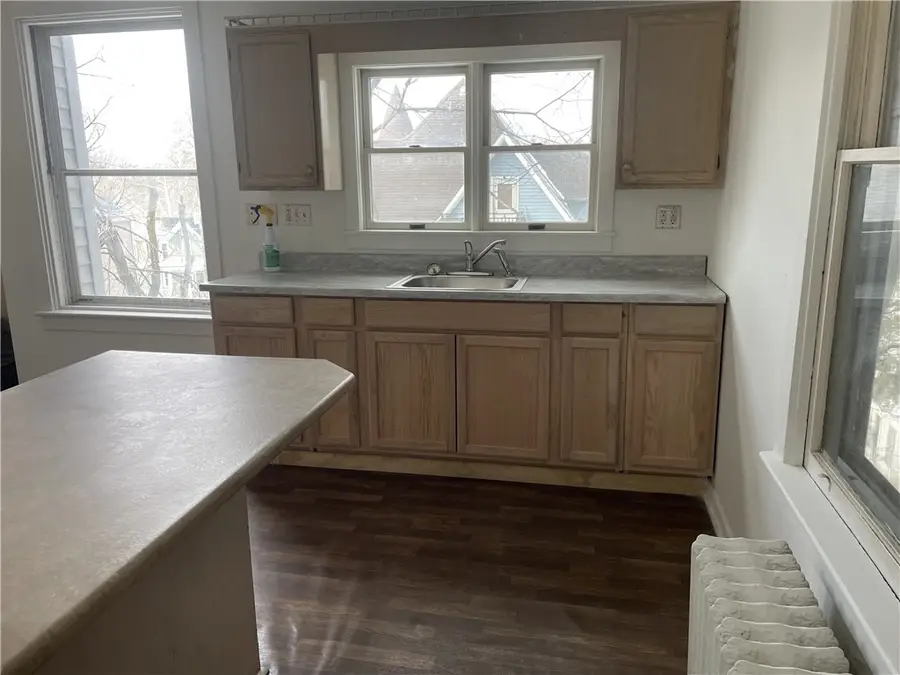 340 N Pennsylvania Ave, Greensburg, PA 15601 - #3