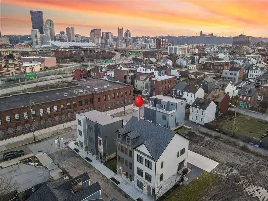 909 Rickenbach Street, Pittsburgh, PA 15212 - #2