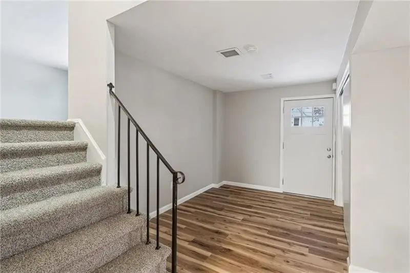 537 Fieldstone Dr, Monroeville, PA 15146 - #3