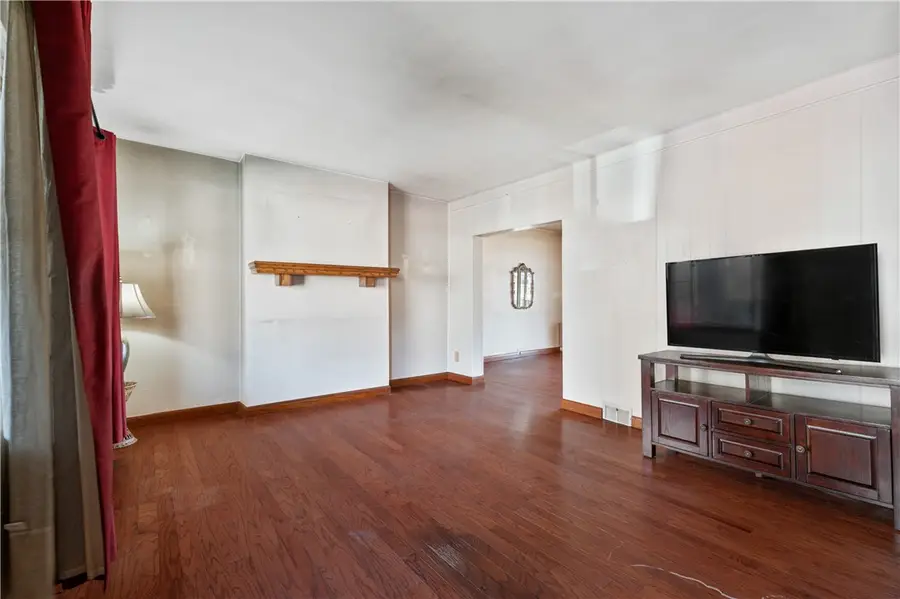 1257 Hillsdale Ave, Dormont, PA 15216 - #3