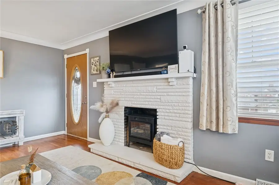 1515 Oak St, South Greensburg, PA 15601 - #3