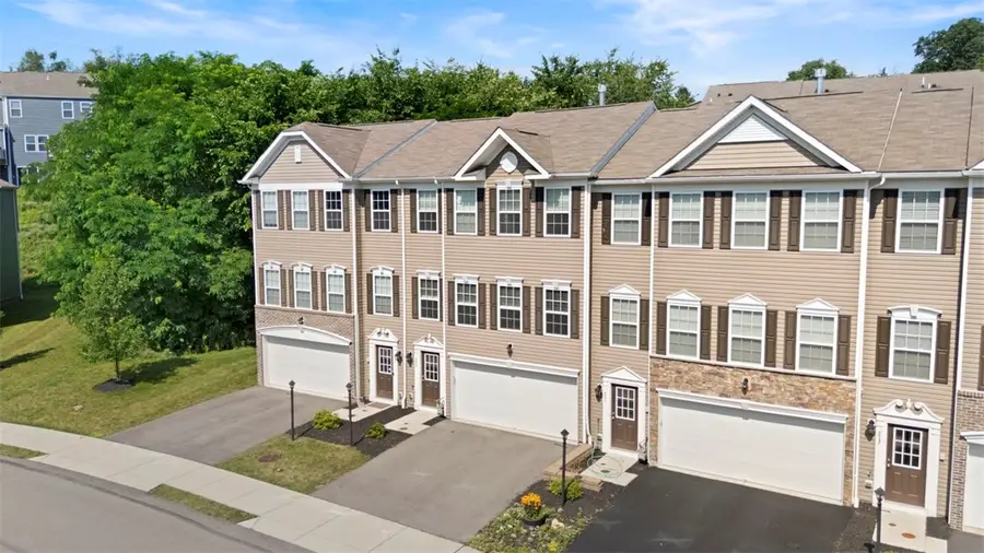 209 Lockheed Drive, Coraopolis, PA 15108 - #2