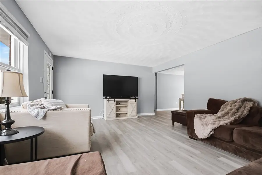 6431 Union Avenue, Finleyville, PA 15332 - #3