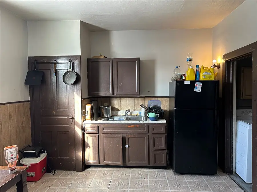 524 Ohio Ave, Glassport, PA 15045 - #3