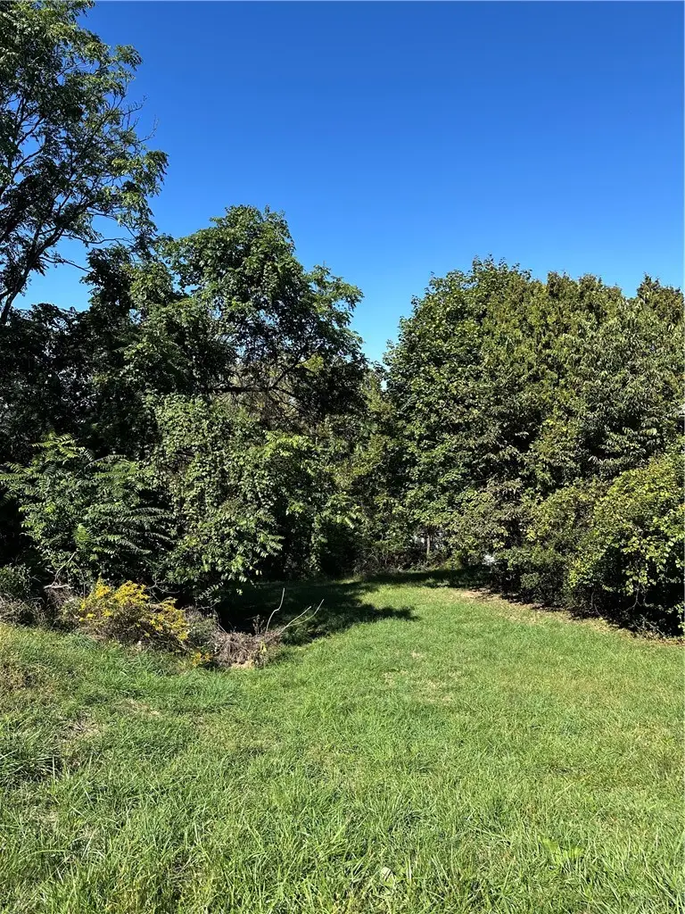 lot Sunset, West Mifflin, PA 15122 - #1