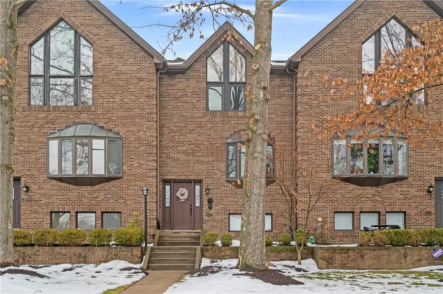 10098 Mansion Dr, McCandless, PA 15044 - #2