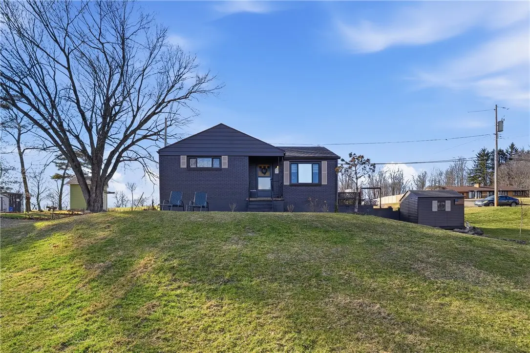 341 Sycamore St, Imperial, PA 15126 - #1