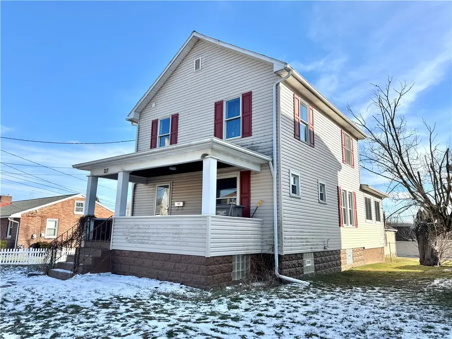 127 Hazel Ave, Ellwood City, PA 16117 - #2