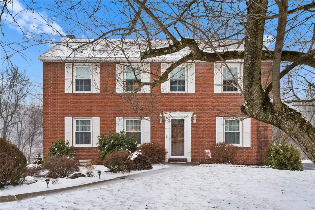 115 Lakeview Drive, McKees Rocks, PA 15136 - #1