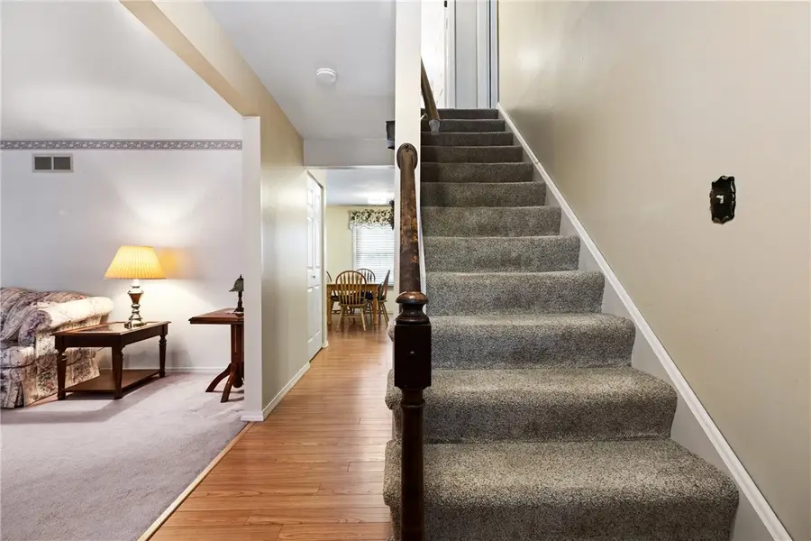 115 Lakeview Drive, McKees Rocks, PA 15136 - #3