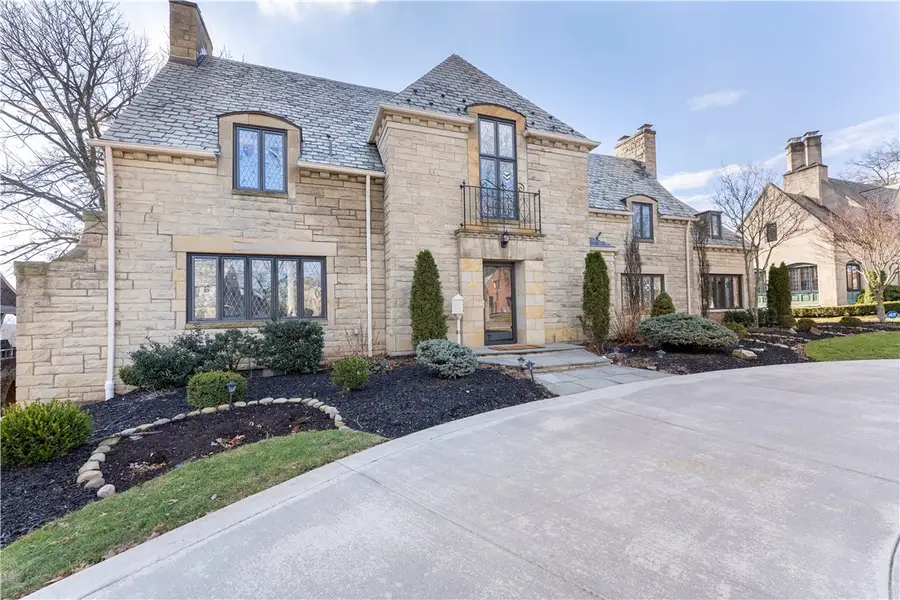 78 Hoodridge Drive, Mount Lebanon, PA 15228 - #2