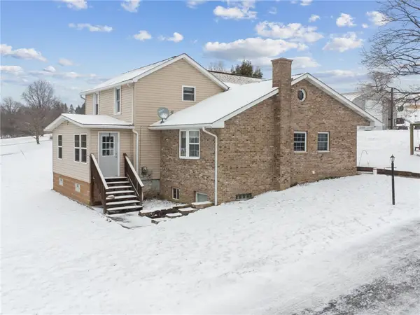 144 Double Hill Rd, Mount Pleasant, PA 15666