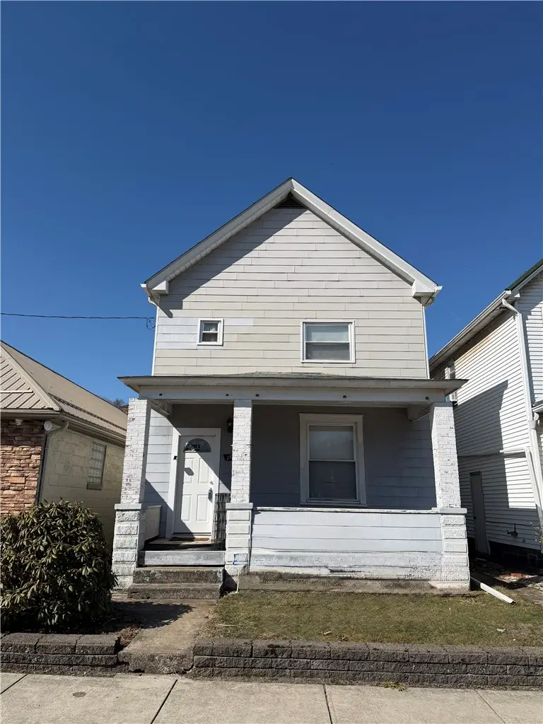 250 Kennedy Ave, East Vandergrift, PA 15642 - #2