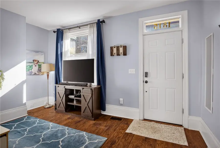 1815 Sidney St, Pittsburgh, PA 15203 - #3
