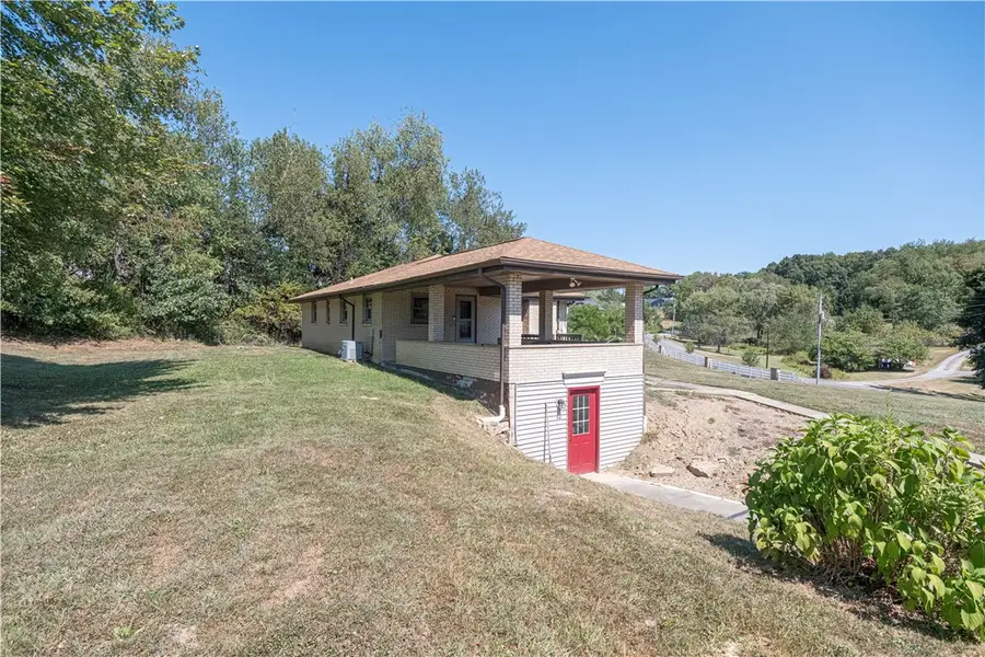 204 Marburger Rd, Evans City, PA 16033 - #2