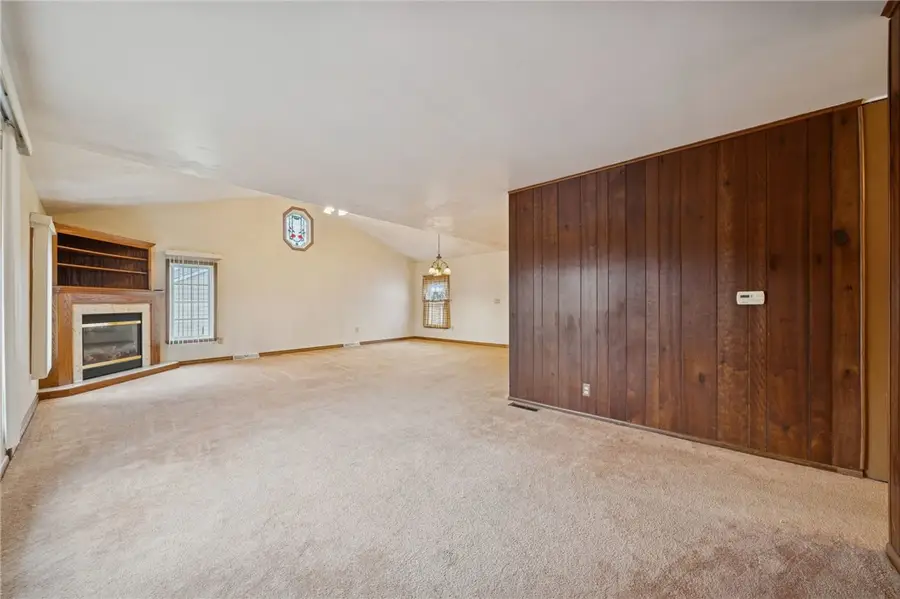 34 Hemlock Drive, Latrobe, PA 15650 - #2