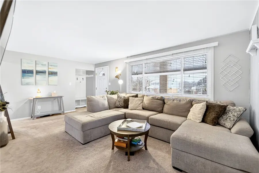 5224 Meadowcrest Rd, Pittsburgh, PA 15236 - #2