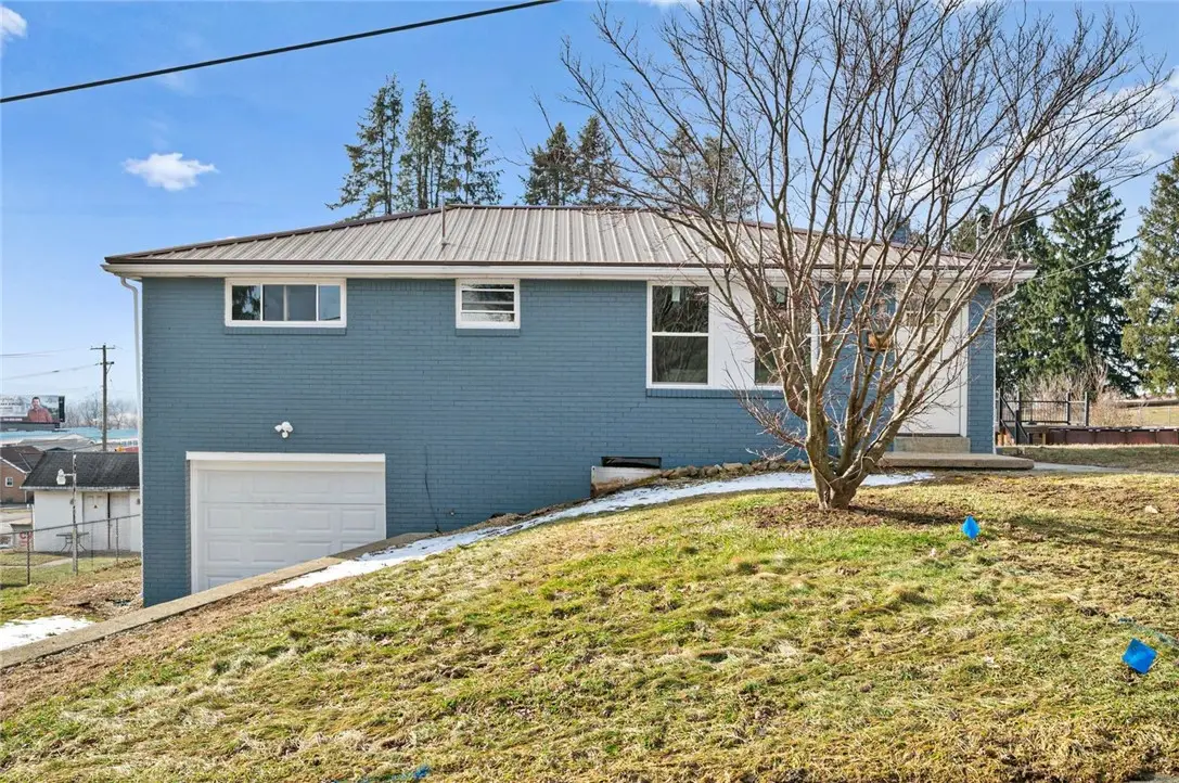 703 Parkview, Mount Pleasant, PA 15666 - #1