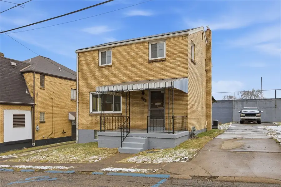 513 Garden Ct, Braddock, PA 15104 - #2