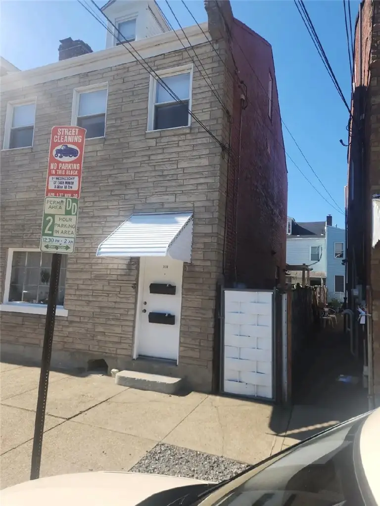 1918 Sarah St, Pittsburgh, PA 15203 - #2