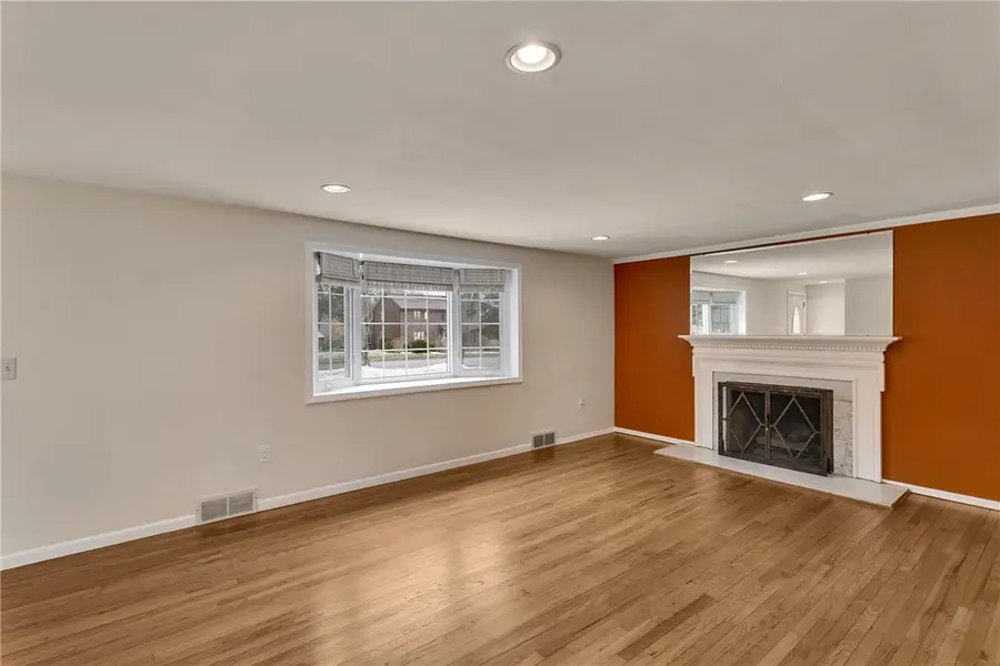 420 Center Church Rd, Peters, PA 15317 - #3