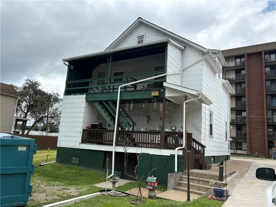 320 Main St, New Kensington, PA 15068 - #3