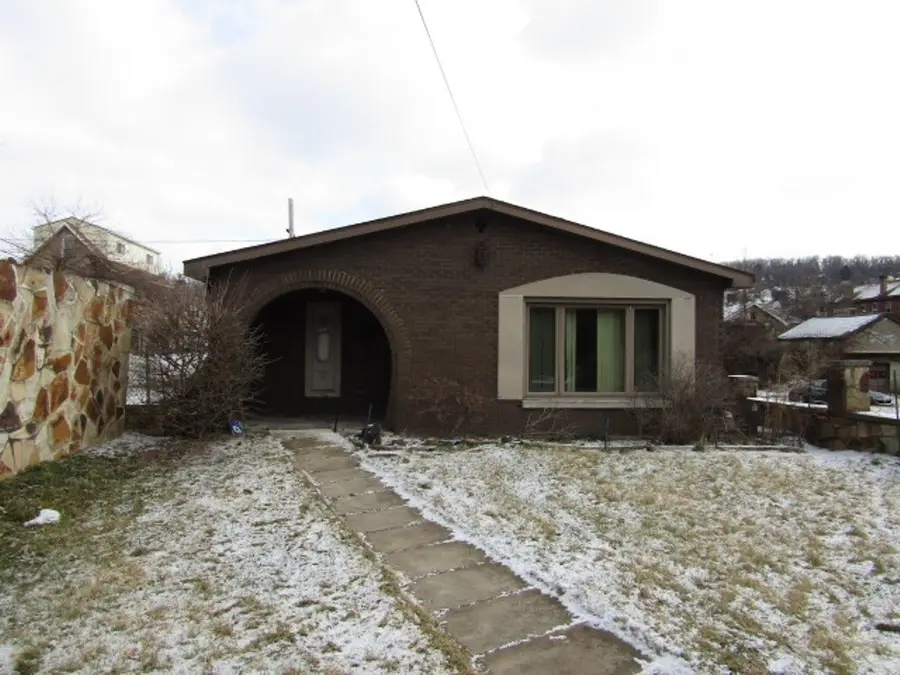 219 Camp Ave, Braddock, PA 15104 - #2