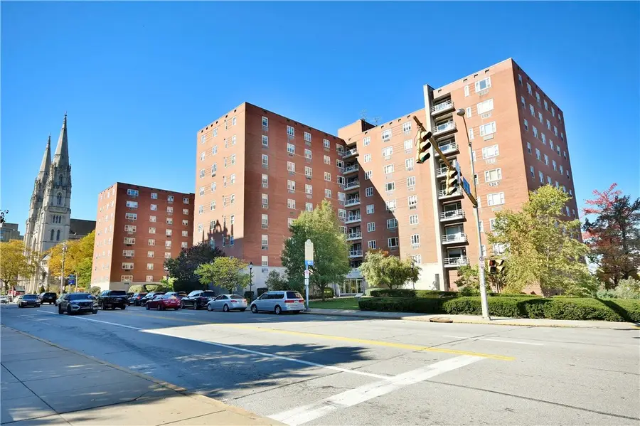 4625 Fifth #201, Oakland, PA 15213 - #3