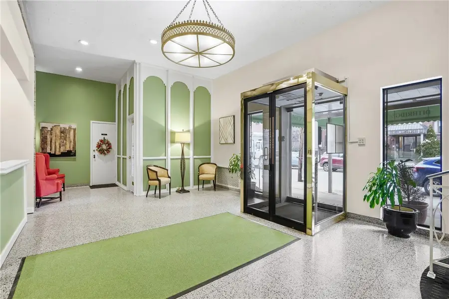 144 N Dithridge St #711, Oakland, PA 15213 - #3