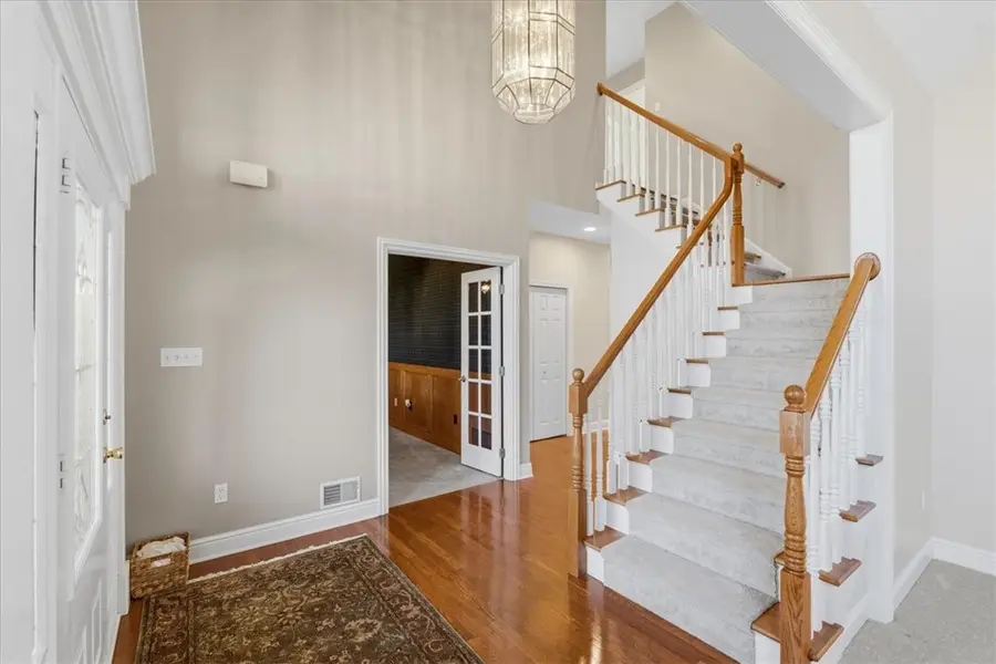 165 Sewickley Farm Cir, Mars, PA 16046 - #2