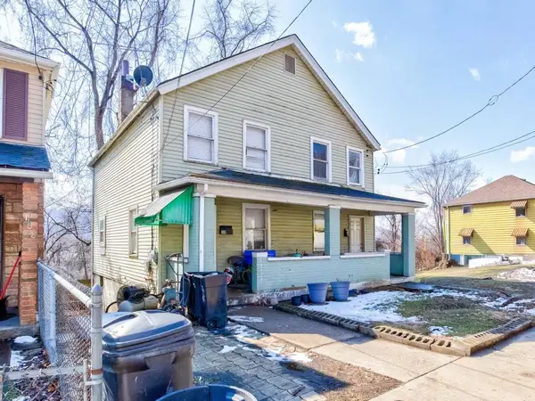 110/112 W Midland Ave, Midland, PA 15059