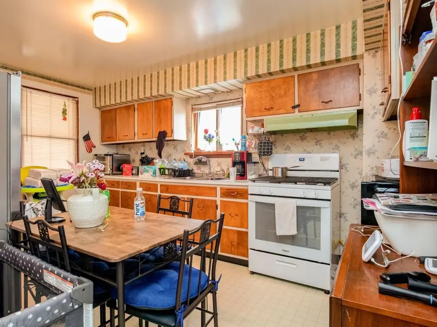 115/117 W Midland Ave, Midland, PA 15059 - #2