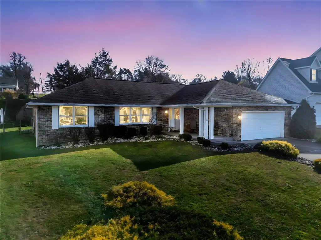 321 Meadowlark Dr, Uniontown, PA 15401 - #1