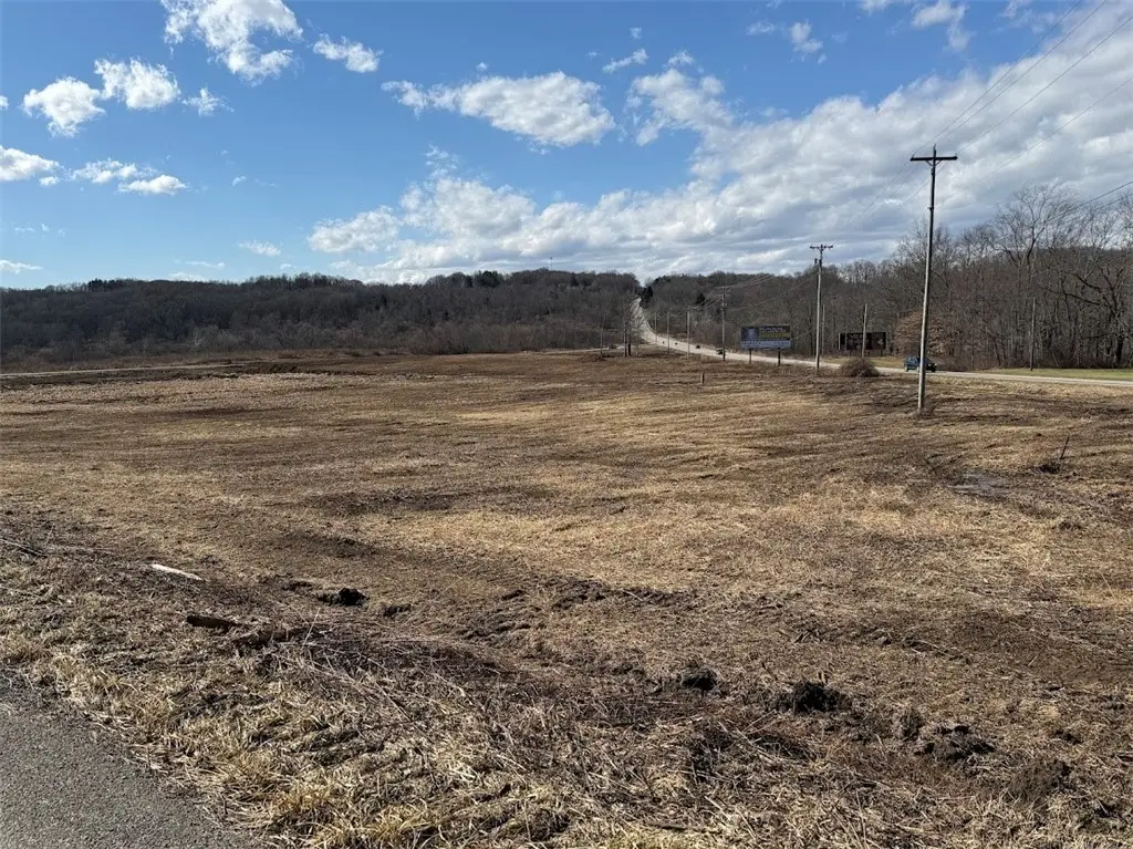 7700 Sharon-mercer Rd, Mercer, PA 16137 - #1