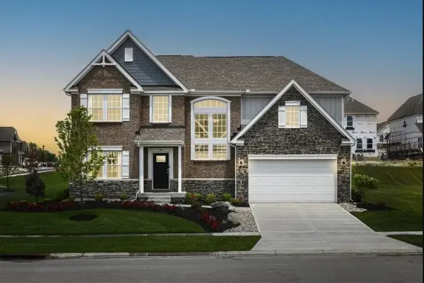 3332 Waterford Dr, Pittsburgh, PA 15238