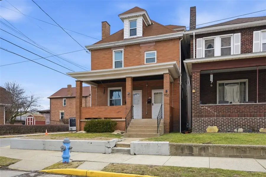 952 Melrose Ave, Ambridge, PA 15003 - #2