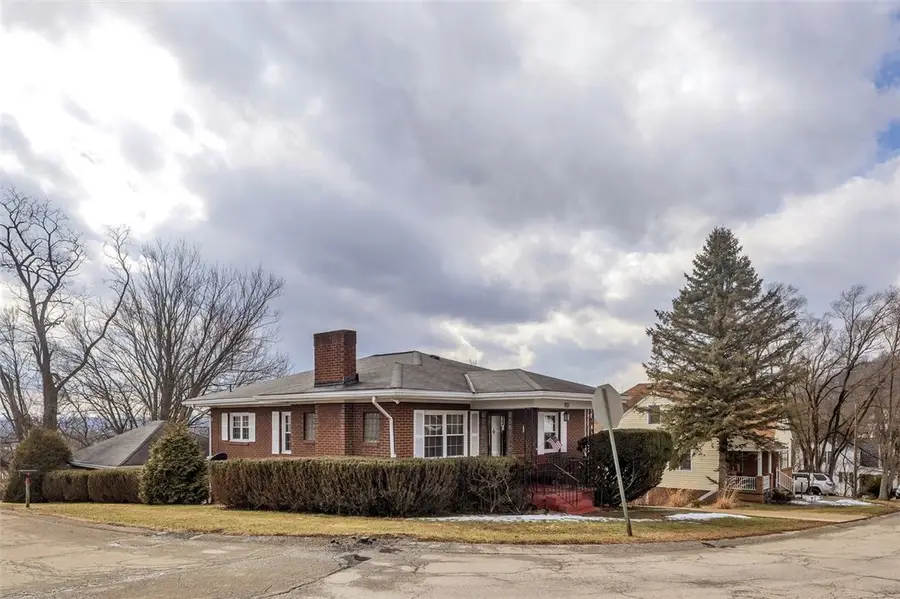 801 9th St, Donora, PA 15033 - #2